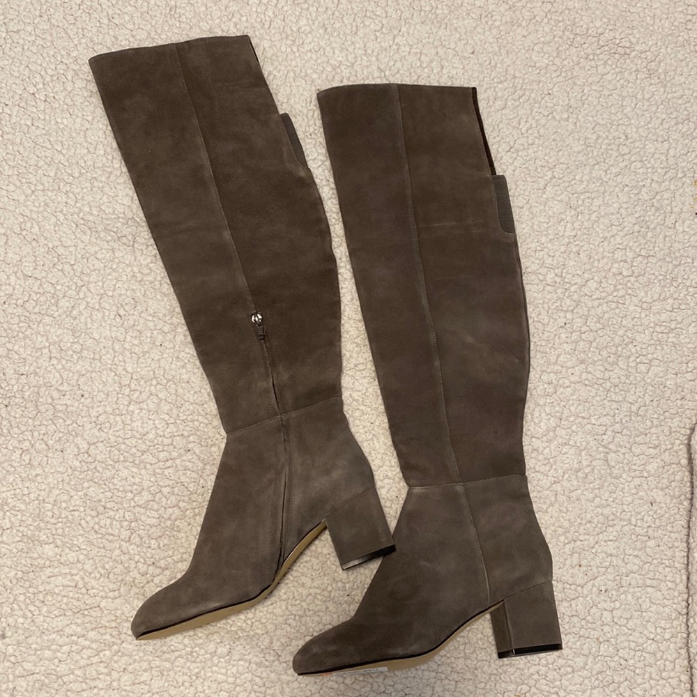 Halogen above the knee shoes size 7.5 New